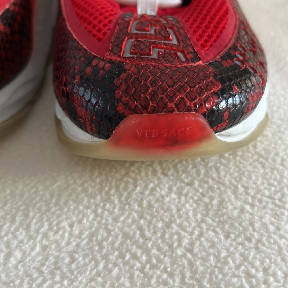 Versace chain reaction - Picture 6 of 9